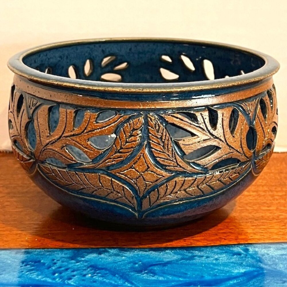 Susan Brown Freeman Art Studio Incised Pottery Bowl